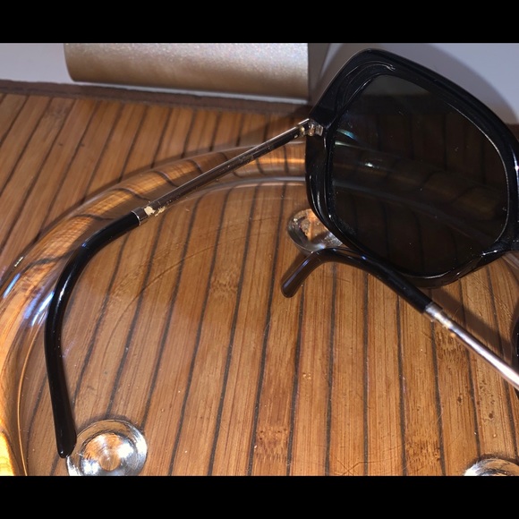 Burberry Sunglasses B4122 3001/T3 main image 3